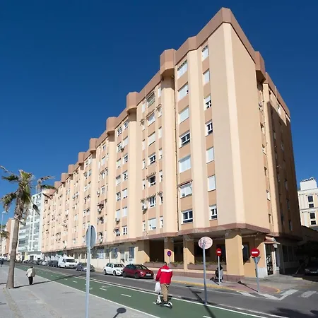 Gaviota Family Free Parking By Cadiz4rentals Апартаменты *