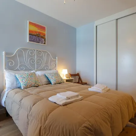 Gaviota Family Free Parking By Cadiz4rentals Кадис