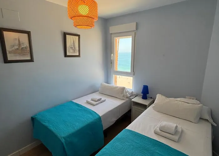 Gaviota Family Free Parking By Cadiz4rentals Апартаменти