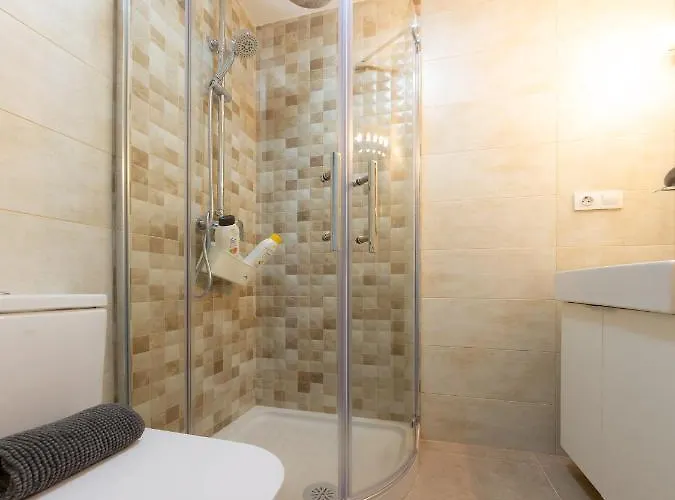 Gaviota Family Free Parking By Cadiz4rentals Кадіс