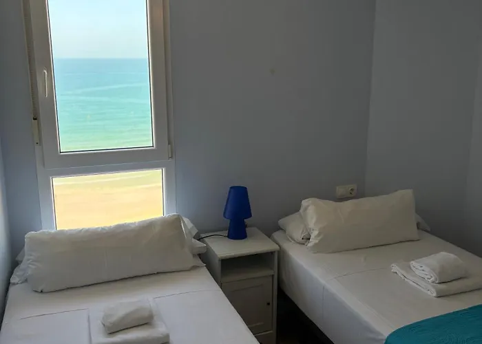 Gaviota Family Free Parking By Cadiz4rentals Cádiz